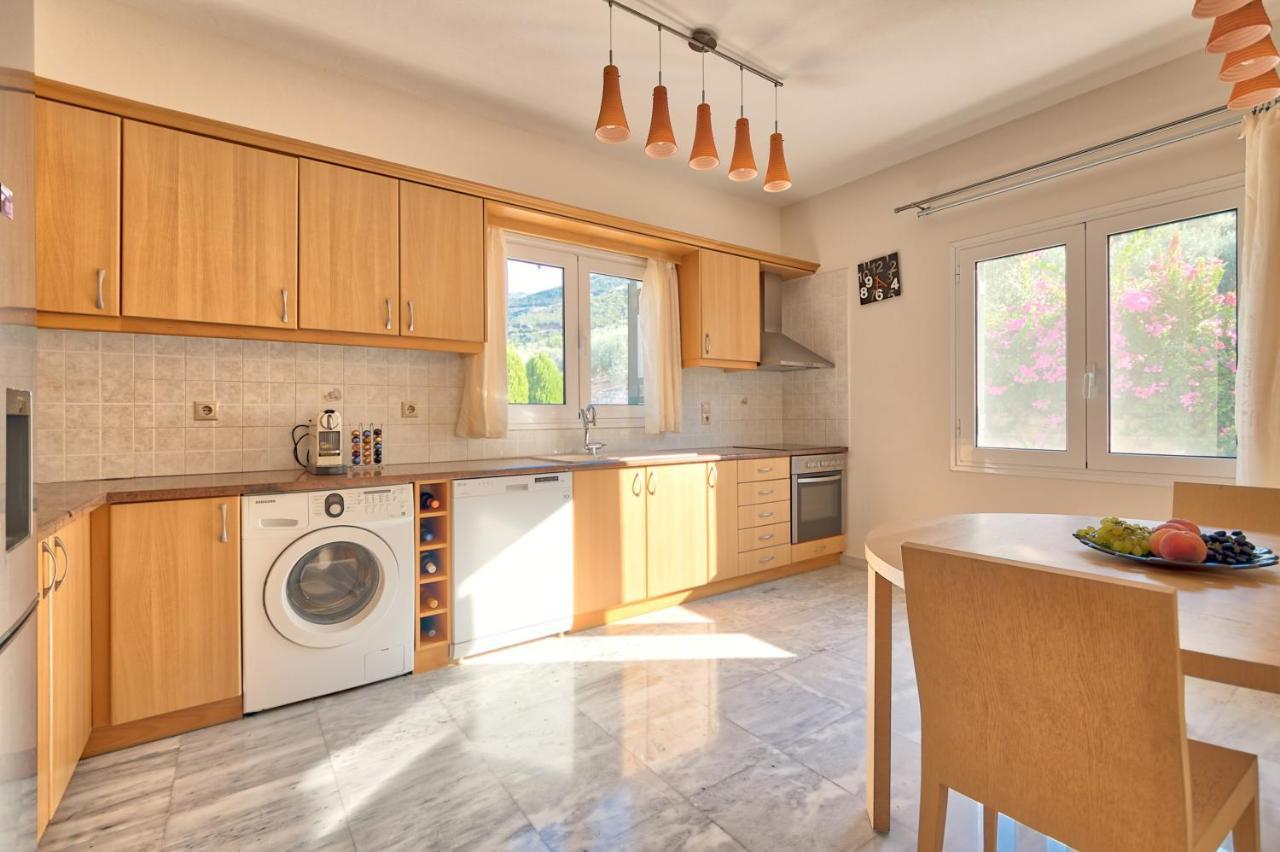 Villa Bamour With Paradise View Epidaurus Exterior foto